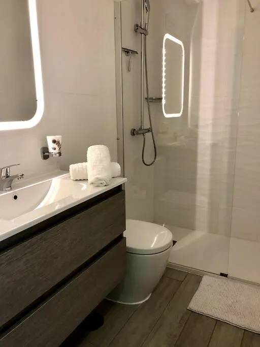 Apartment Playa Paraiso - Ruim Luxe Appartement Met Parking - Verwarmd Zwembad Costa Adeje  Spain